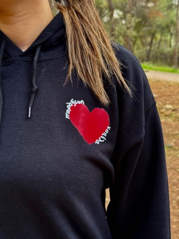 Φούτερ ~ Παράξενη κοπέλα ❤️